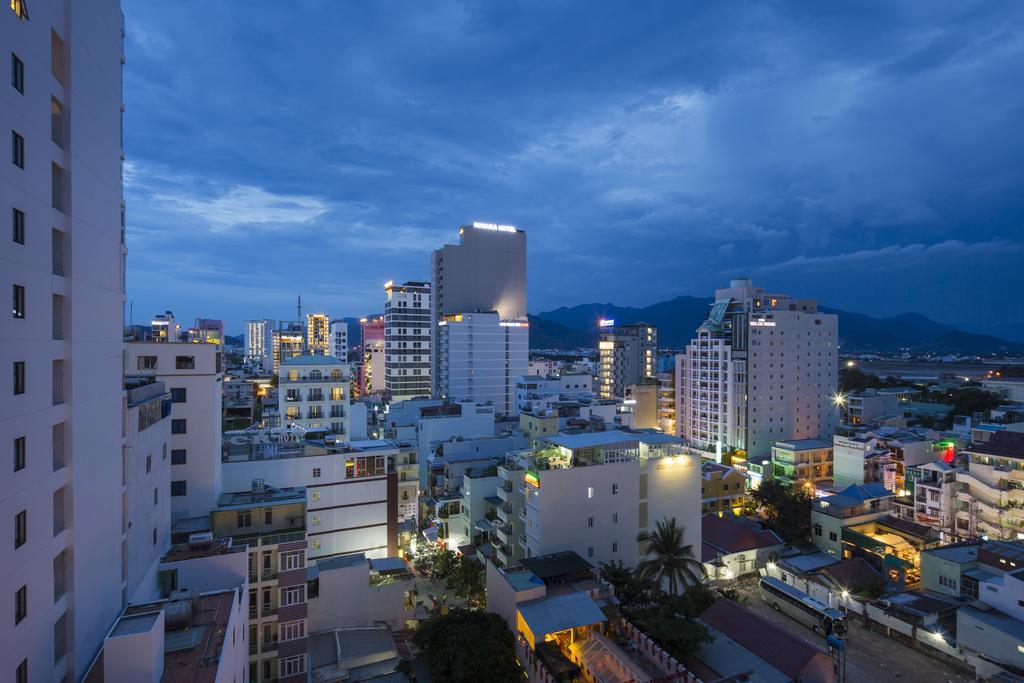 Brandi Nha Trang Hotel Zewnętrze zdjęcie